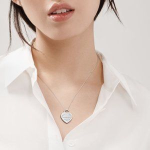 Tiffany & CO. Heart Tag Pendant